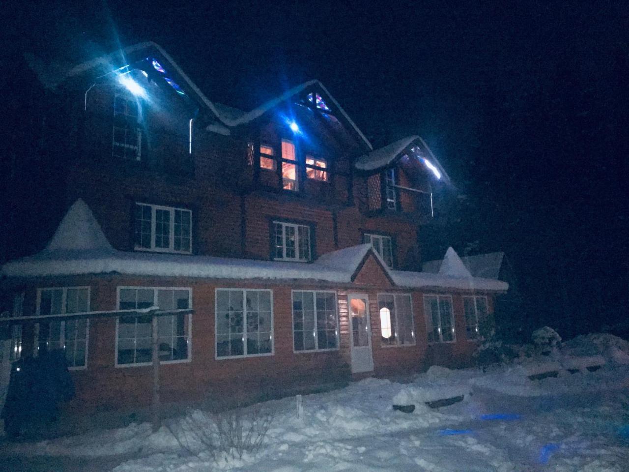 Cottage 12 Months Ворохта Экстерьер фото